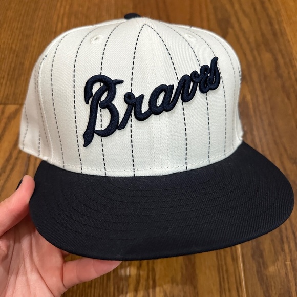 Atlanta Braves Baseball MLB Cooperstown Collection White New Era Snapback Hat - Picture 1 of 7